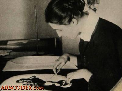 Young Lotte Reiniger at her studio working