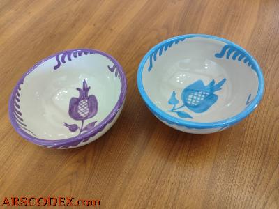 Pair of Albayzín ceramic bowls